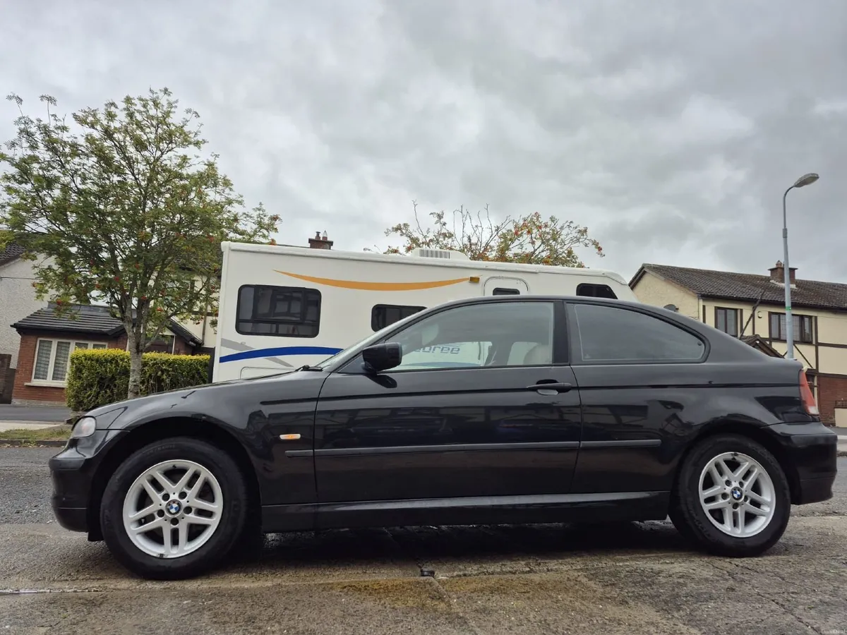 BMW 3-Series 2003 - Image 1