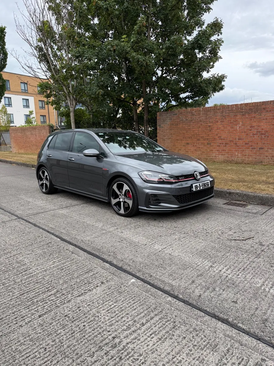Volkswagen Golf 2018 - Image 1