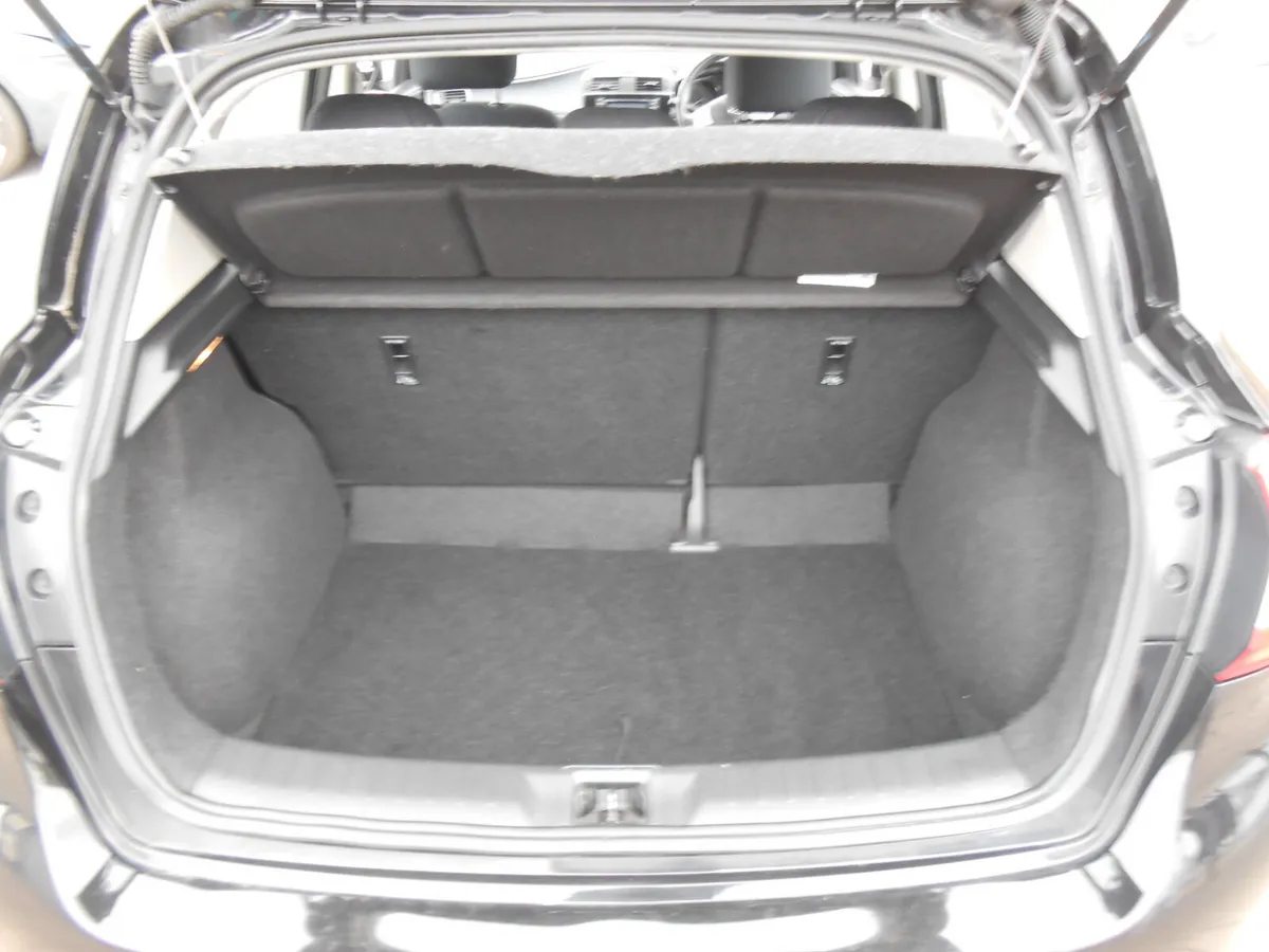Nissan Pulsar Petrol Manual (Irish Car) 2015 - Image 5