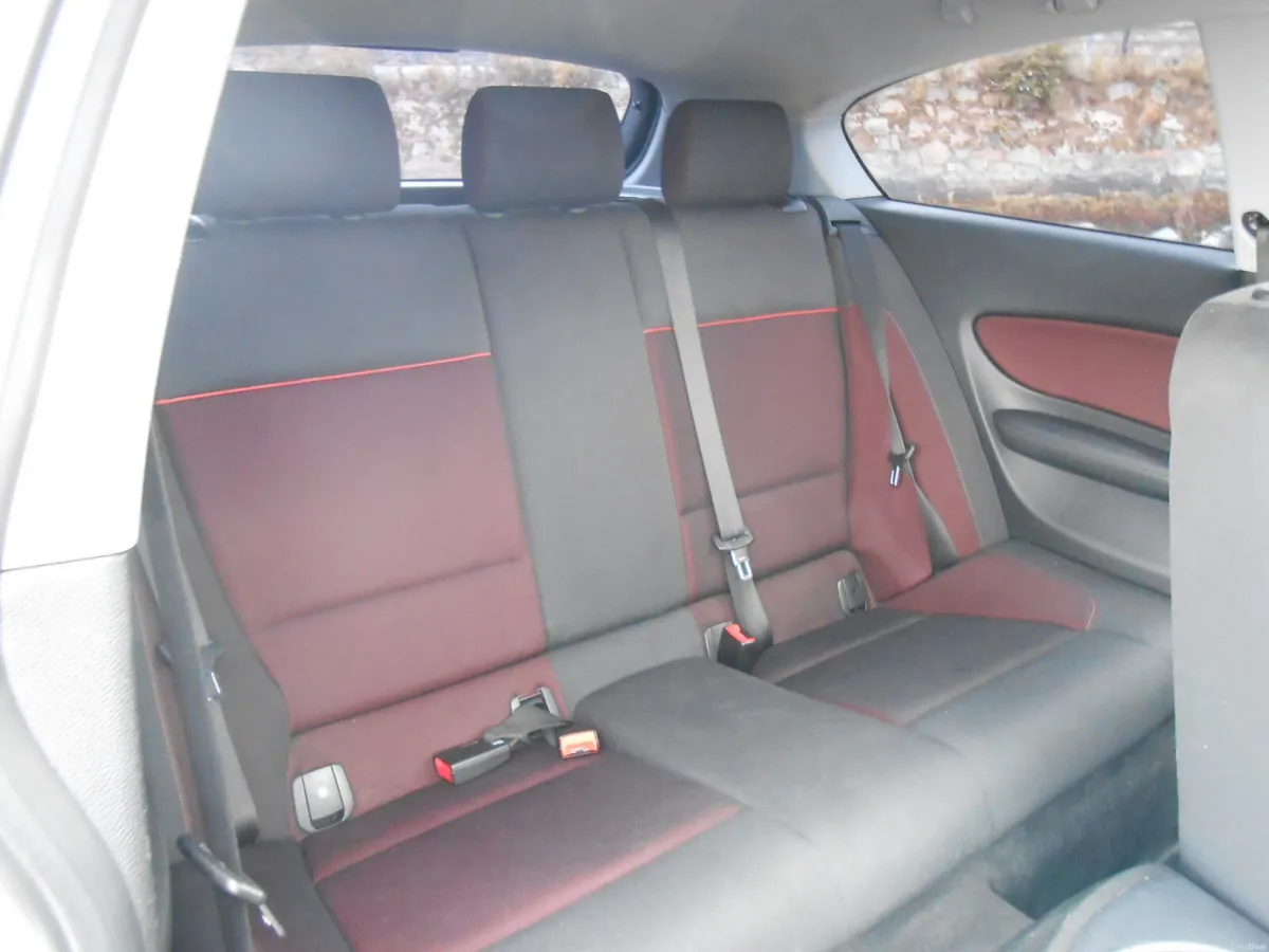 BMW 1-Series 3 Door M-Sport 3 Door Manual 2010 - Image 3