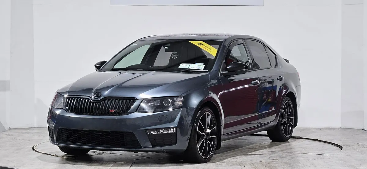 Skoda Octavia VRS - FINANCE AVAILABLE - Image 2