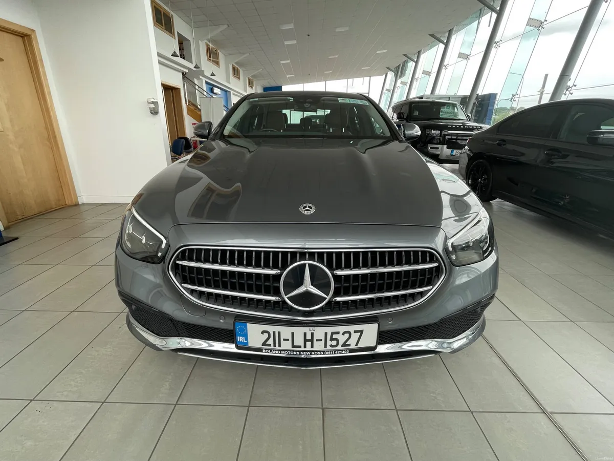 Mercedes-Benz E-Class - Image 3