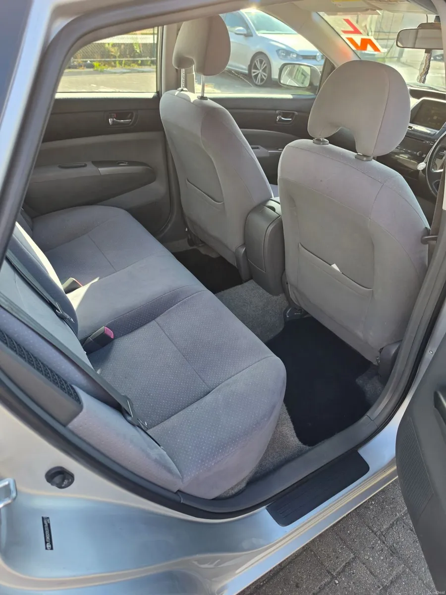 Toyota Prius 2007 - Image 2