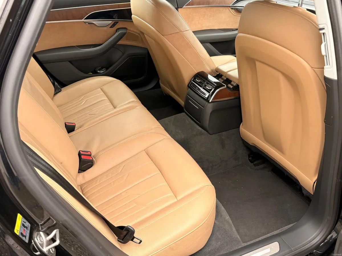 Audi A8 2018 - Image 4