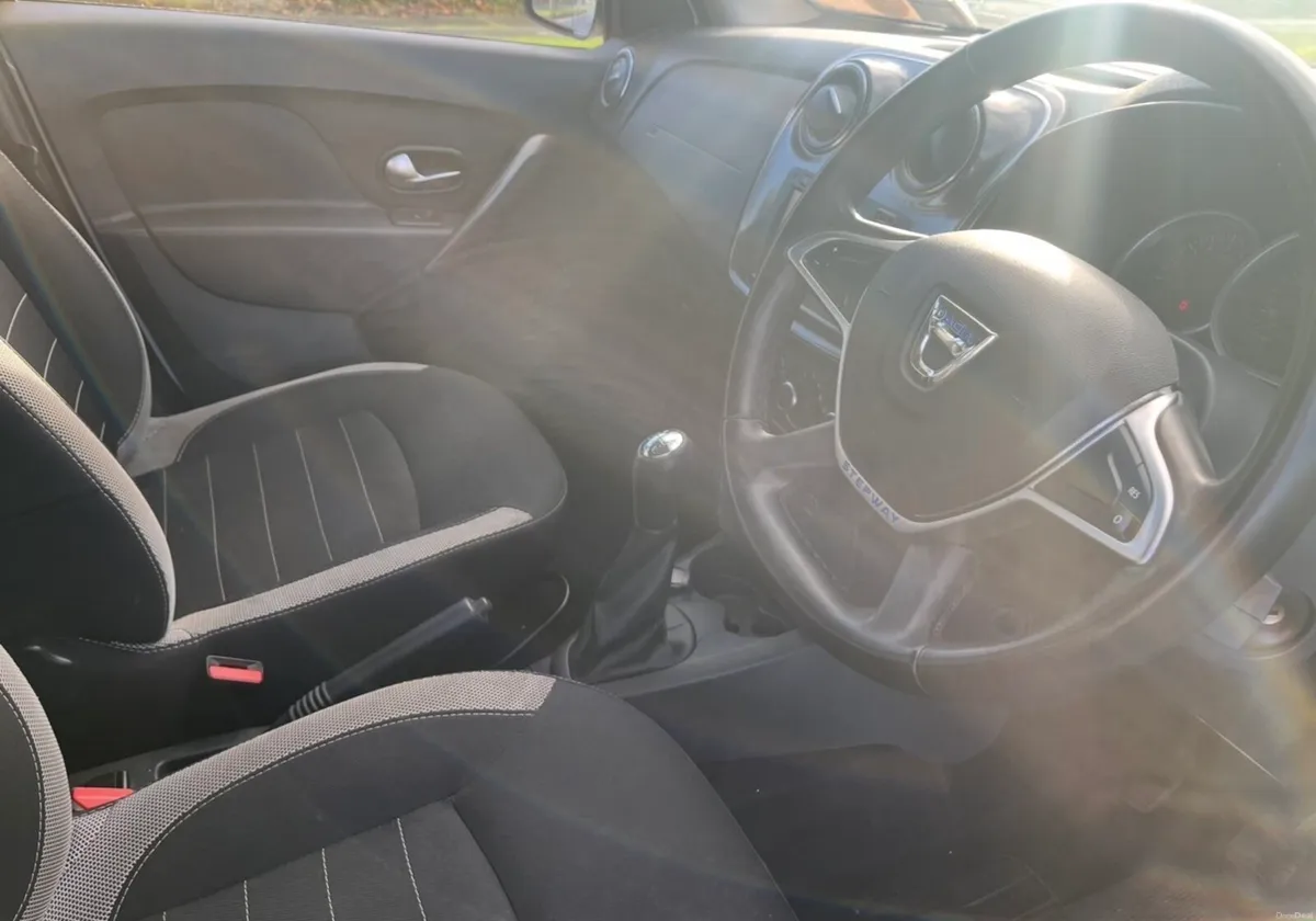 Dacia Logan MCV Stepway - Image 5