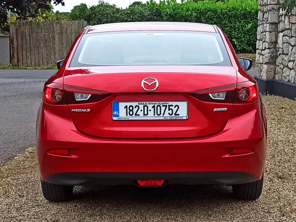 182 Mazda 3 1.5D Saloon Manual • 1 owner - Image 6