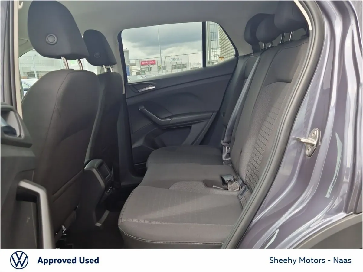 Volkswagen T-Cross Life 1.0TSI - Image 6