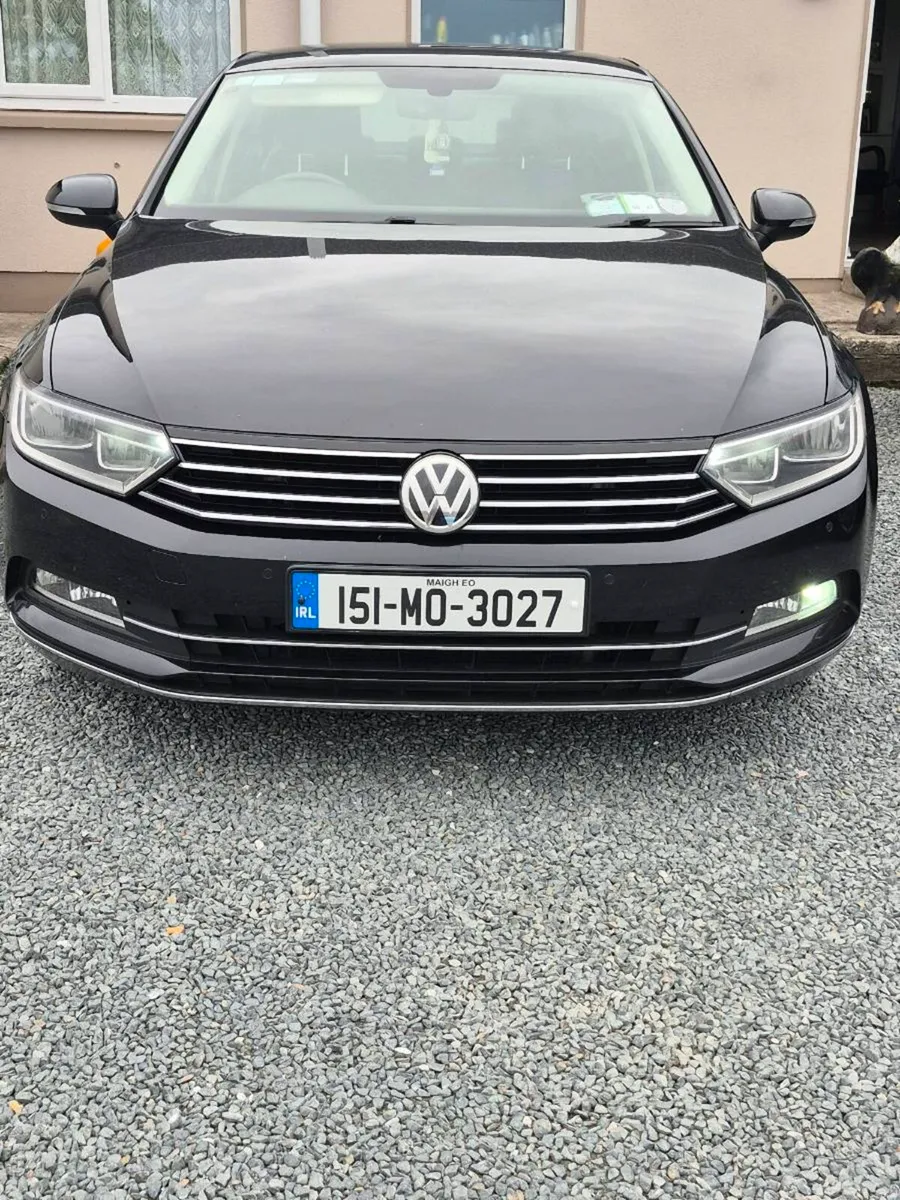 151 Volkswagin Passat - Image 5