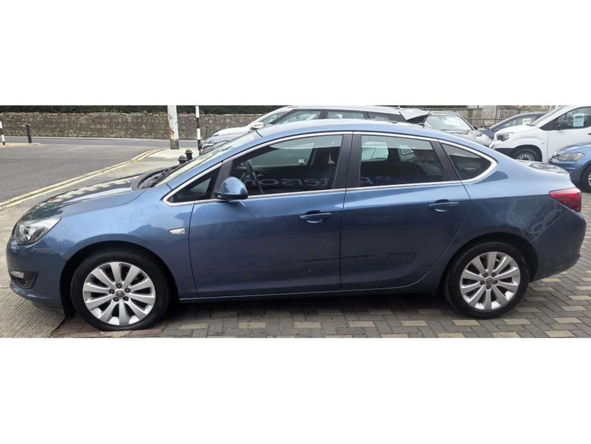 Opel Astra NOTCHBACK SALOON 1.4 T S/S 4DR - Image 6