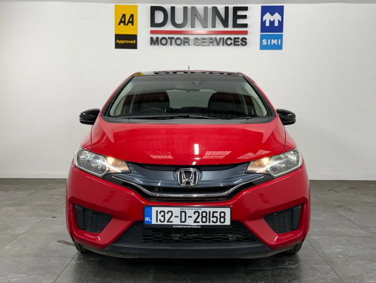 Honda Fit DBA-GK3 5DR AUTO - Image 3