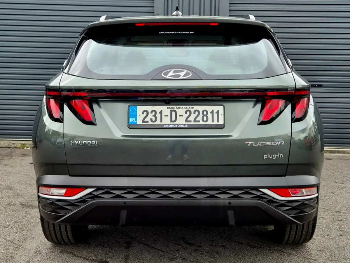 Hyundai Tucson IX35 EXECUTIVE PHEV 5DR AUTO - Image 5