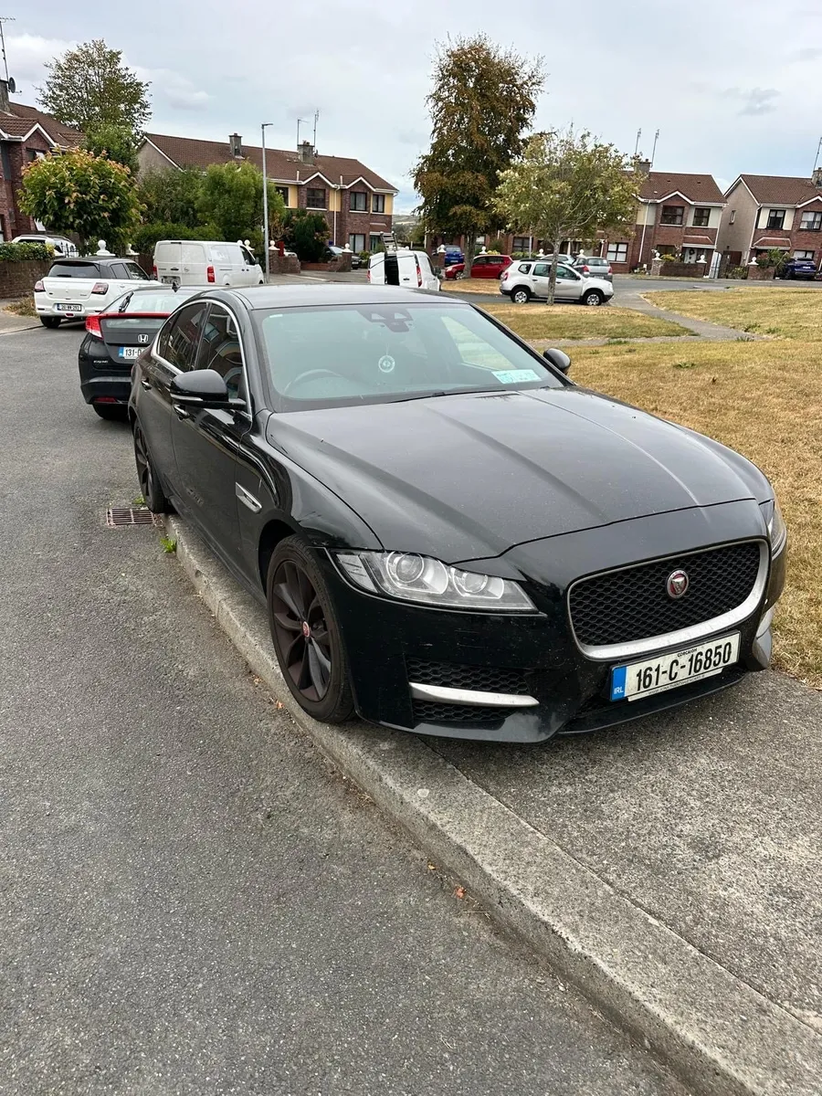 Jaguar XF - Image 1