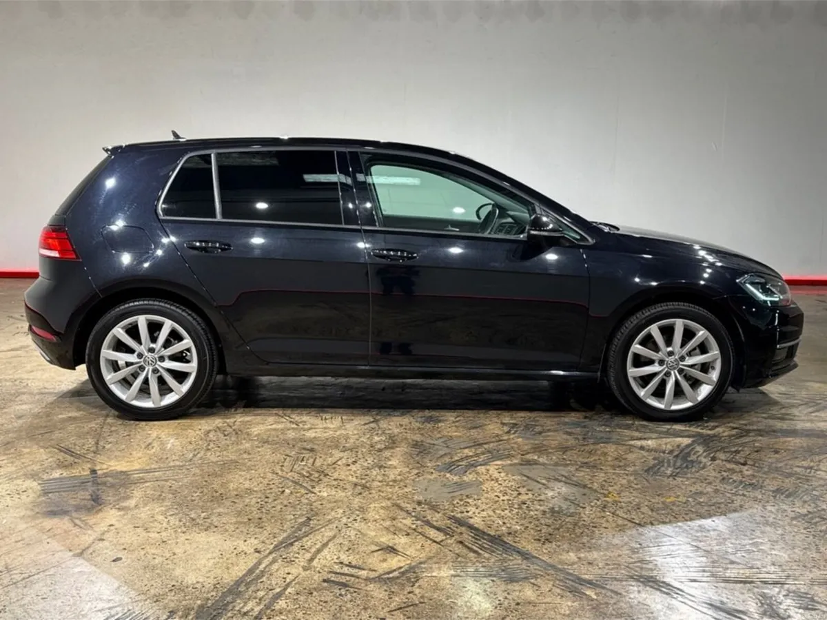 Volkswagen Golf 1.2 AUTOMATIC TSI COMFORT LINE - F - Image 2