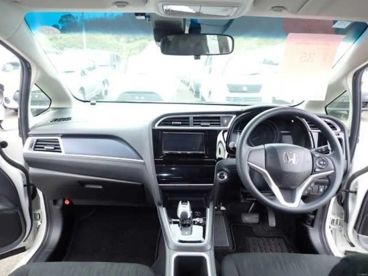 Honda Shuttle 1.5 HYBRID MPV - HONDA SENSING - FAC - Image 3