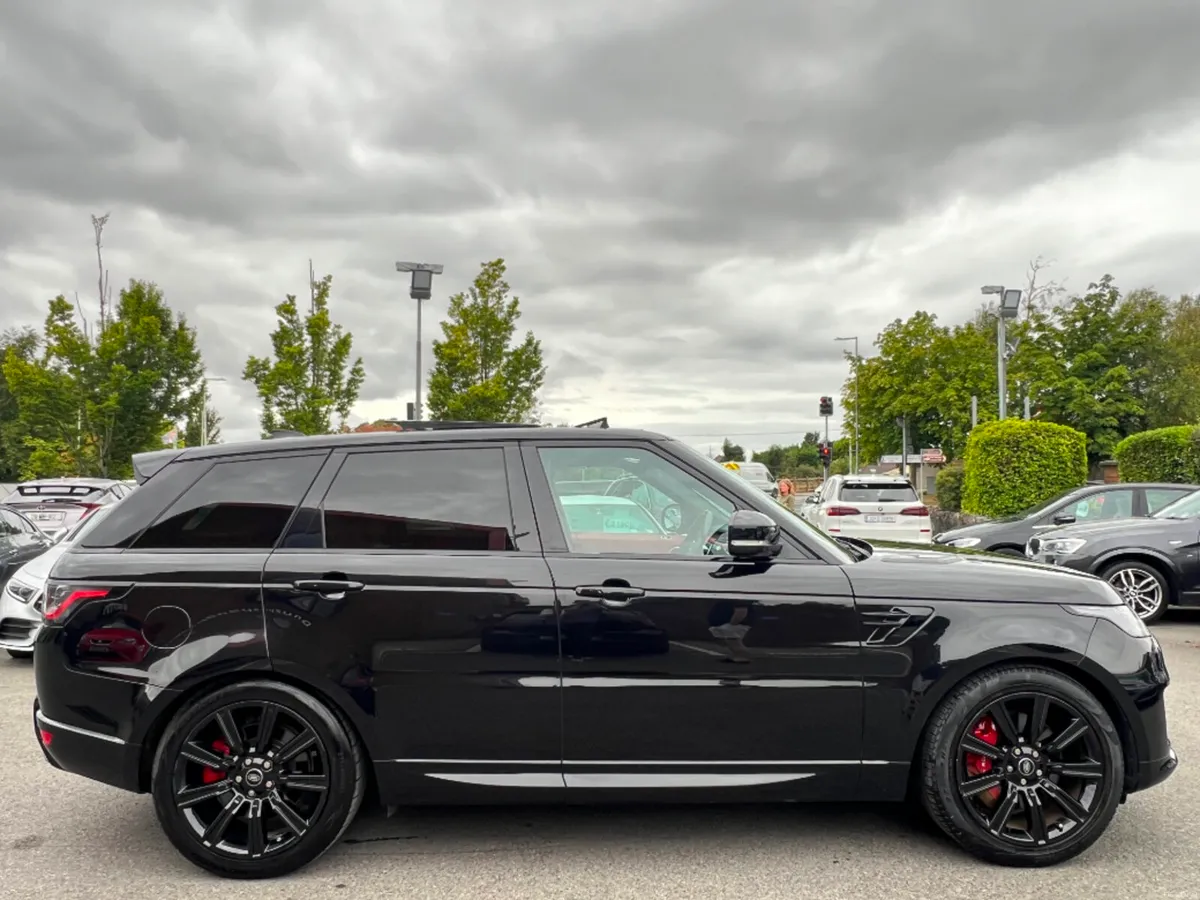 Land Rover Range Rover Sport P400e PHEV 404BHP BLA - Image 4