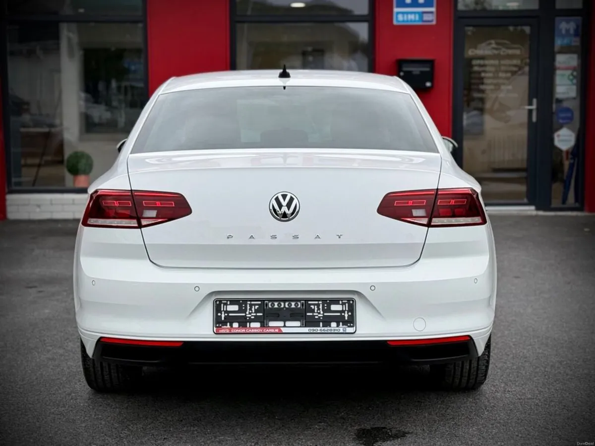 Volkswagen Passat SEL TDI // FULL LEATHER // HIGH - Image 5