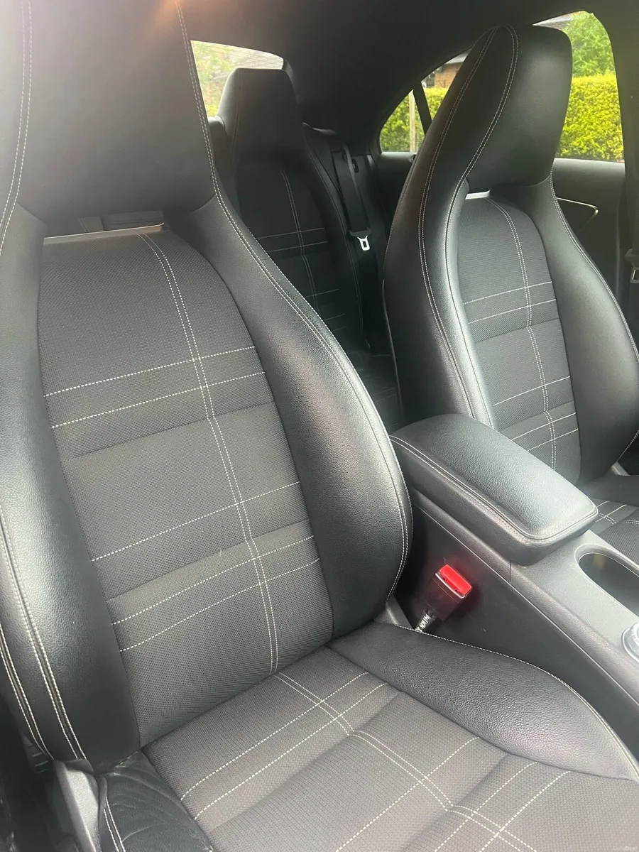 Mercedes cla 180 automatic - Image 6