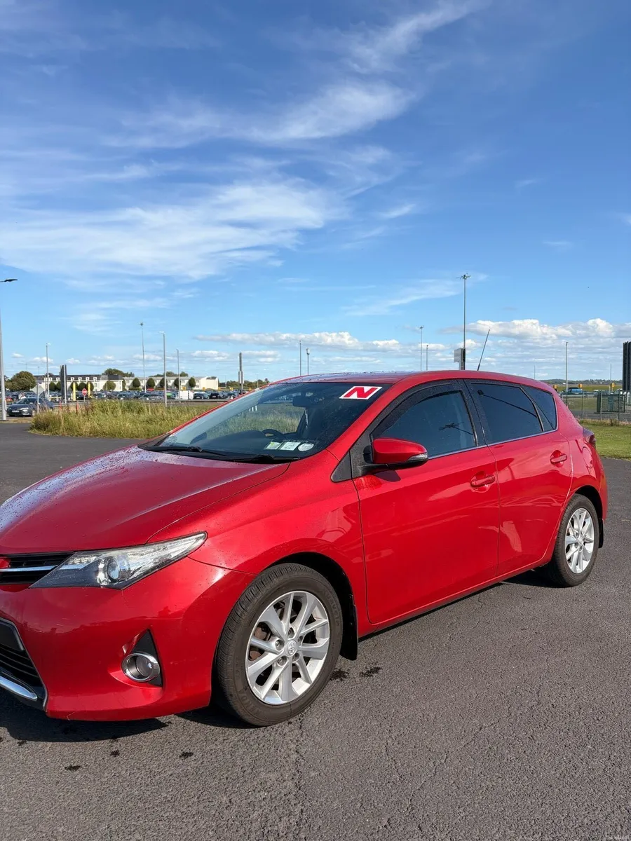 Toyota Auris - Image 2