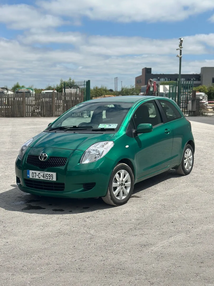 Toyota Yaris 2007   1.3l Petrol - Image 1