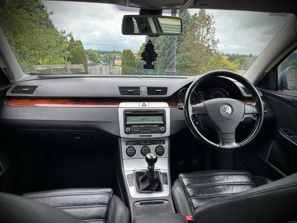 2009 Vw Passat 2.0Tdi Bluemotion Nct & Tax - Image 4