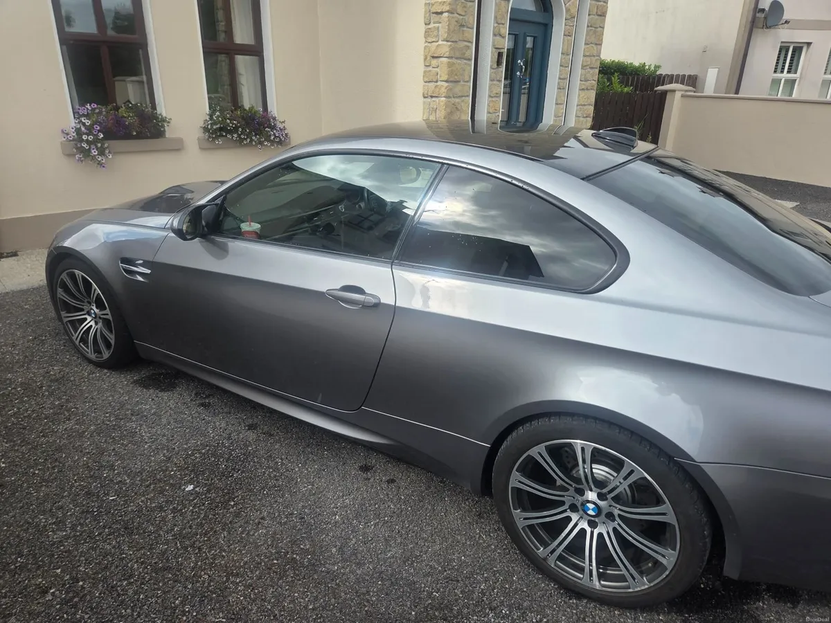 BMW e92 M3 2012 - Image 5