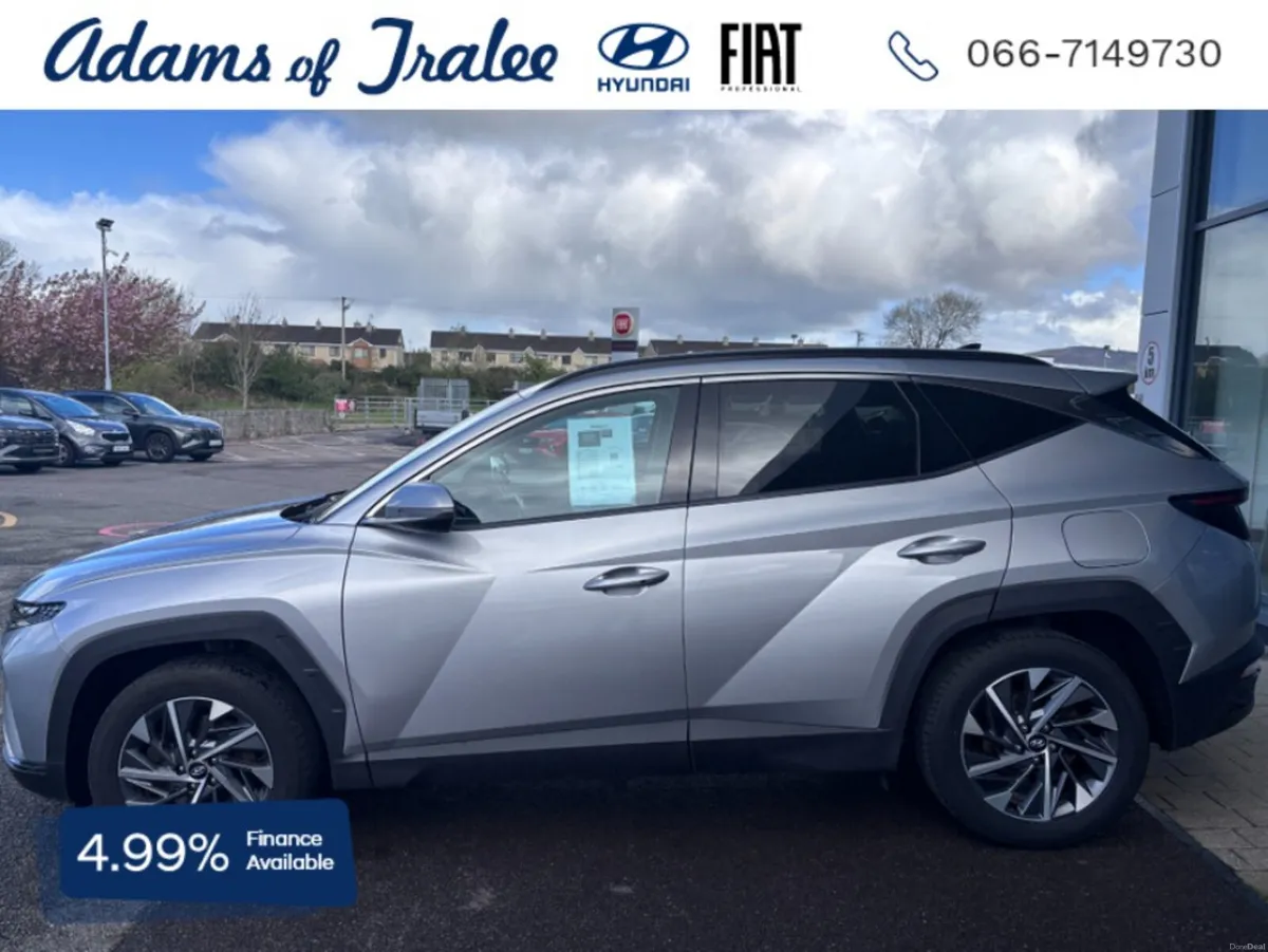 Hyundai Tucson IX35 EXECUTIVE PLUS DIESEL 5 5DR - Image 2