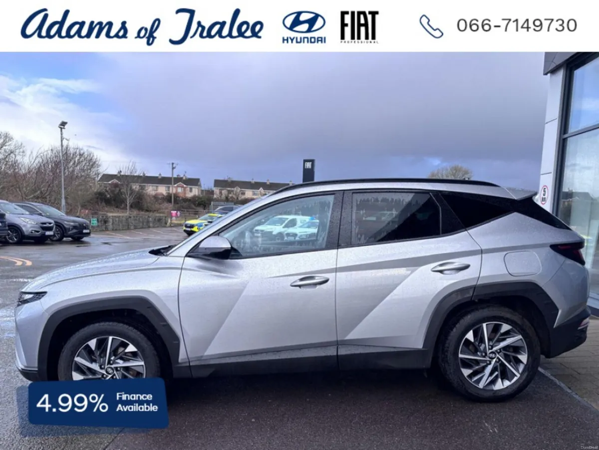 Hyundai Tucson EXECUTIVE 5DR - Image 2
