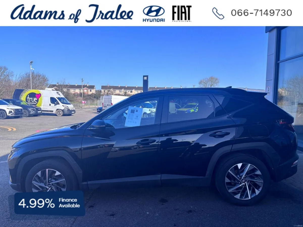 Hyundai Tucson EXECUTIVE 5DR - Image 2