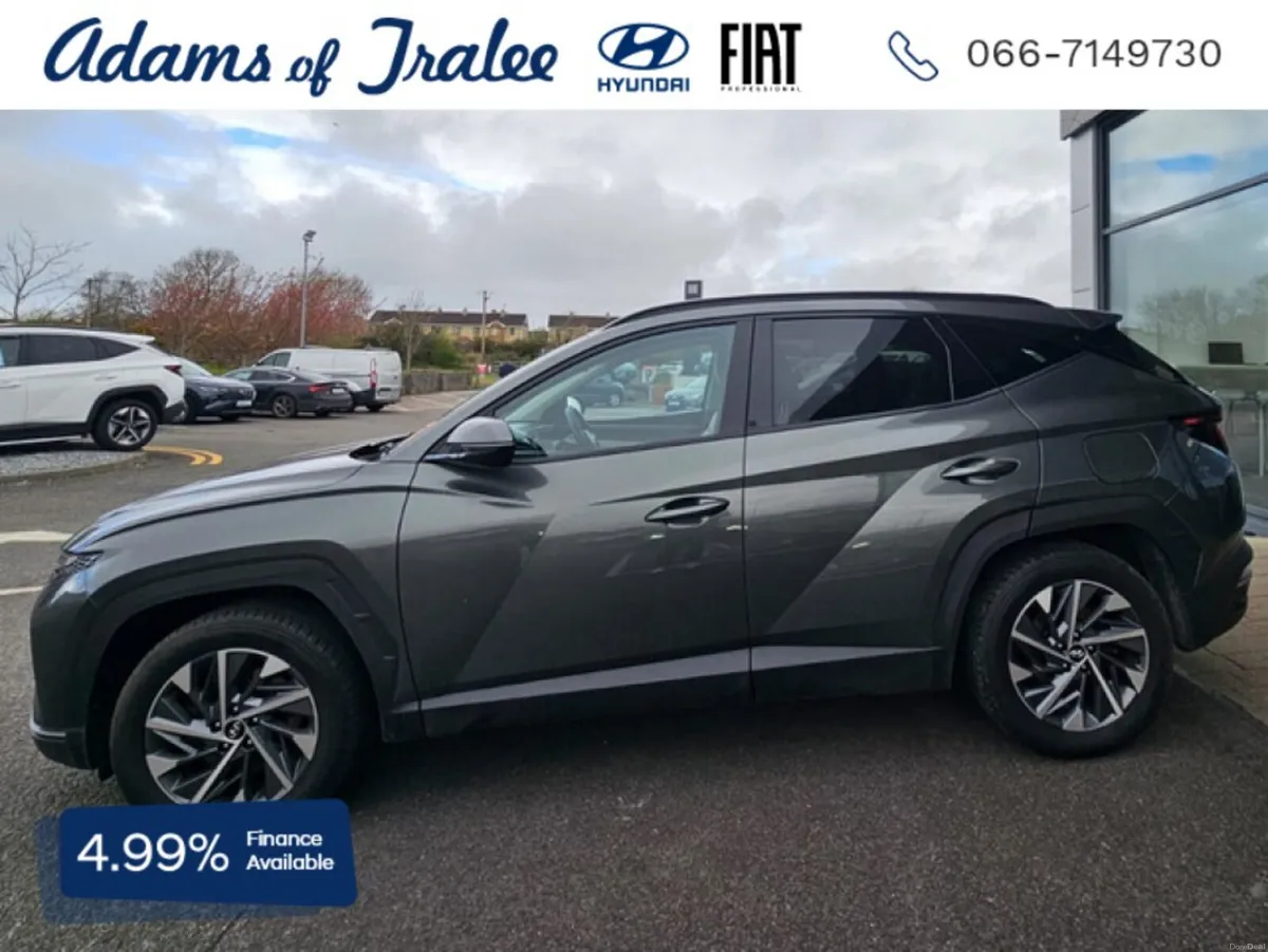 Hyundai Tucson EXECUTIVE 5DR - Image 2