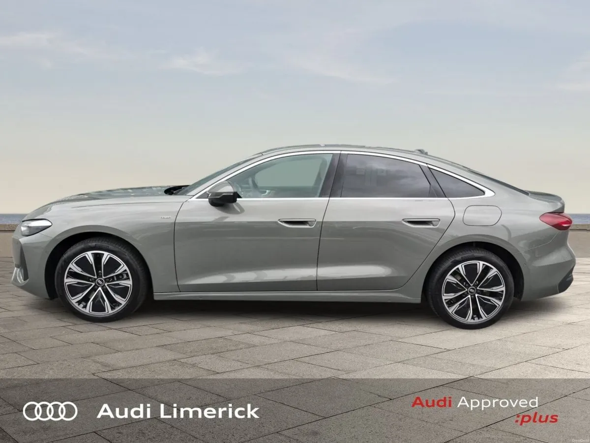 Audi A5 SE E-HYBRID 220KW QUATTRO S-T - Image 4
