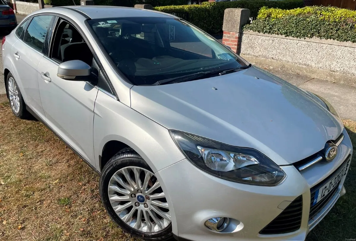 Ford Focus Titanium 1.6 Diesel 2012. Low Mileage. - Image 3