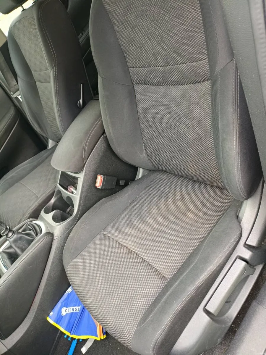 Car - Image 5