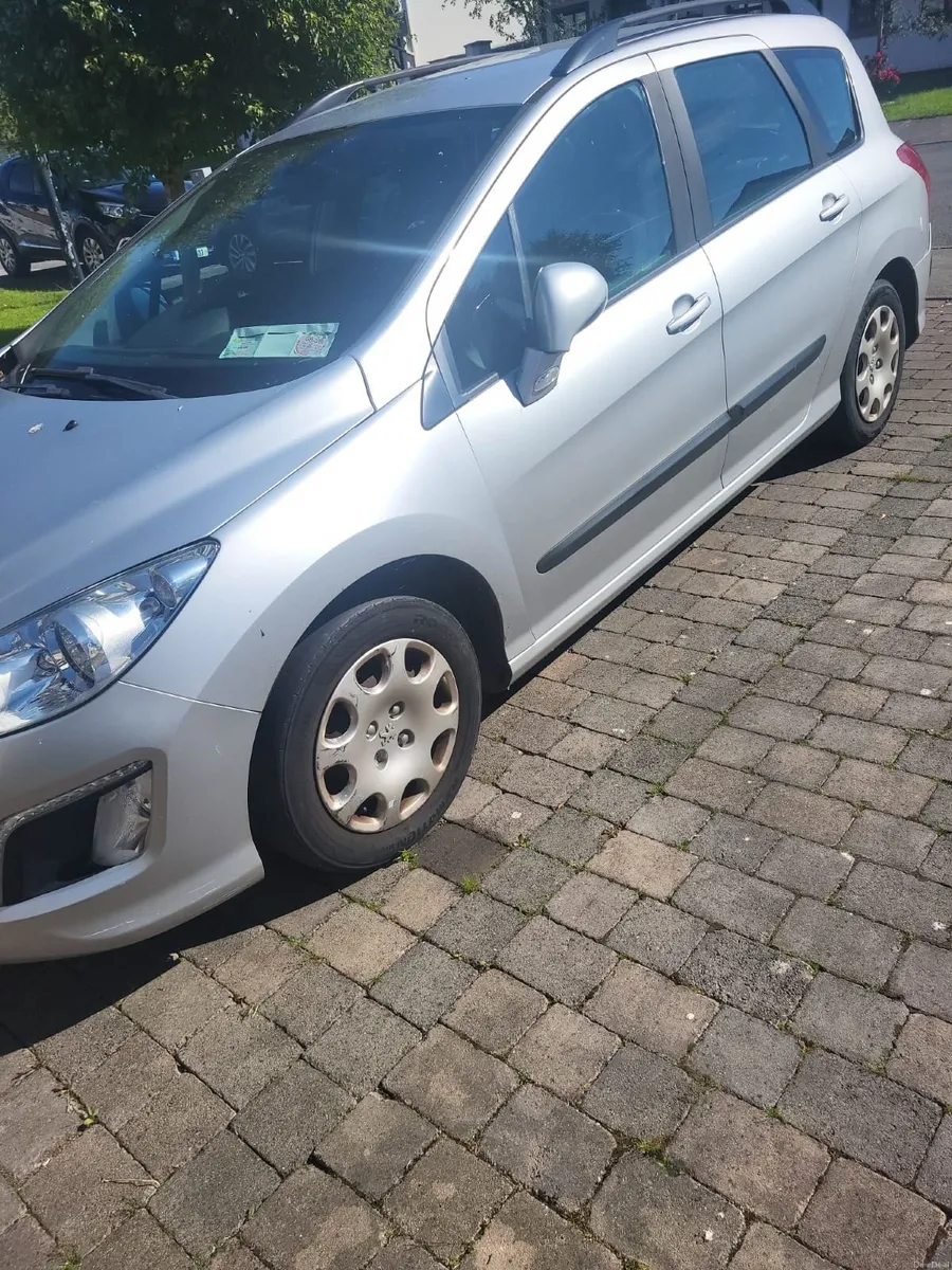 Peugeot 308 2013 - Image 1
