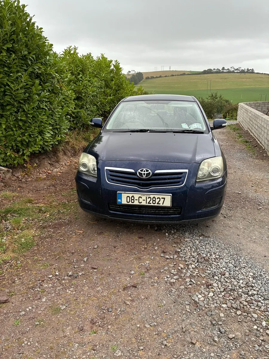 Toyota Avensis - Image 2