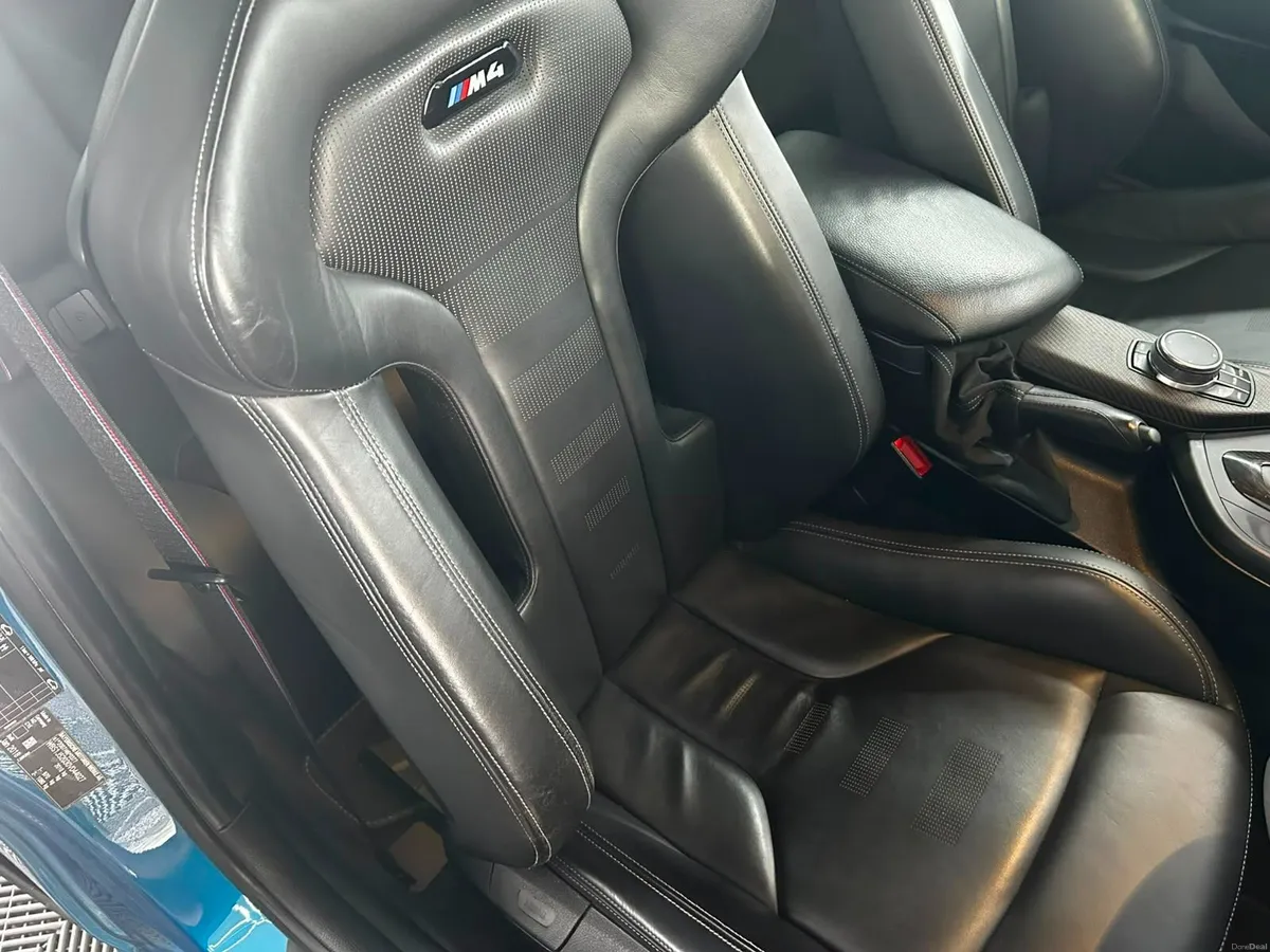 BMW M2 2018 - Image 5