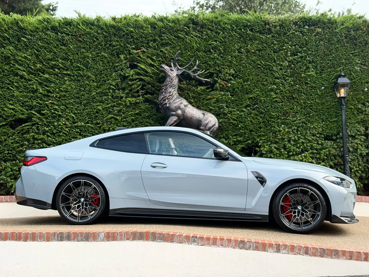 BMW M4 2021 - Image 4
