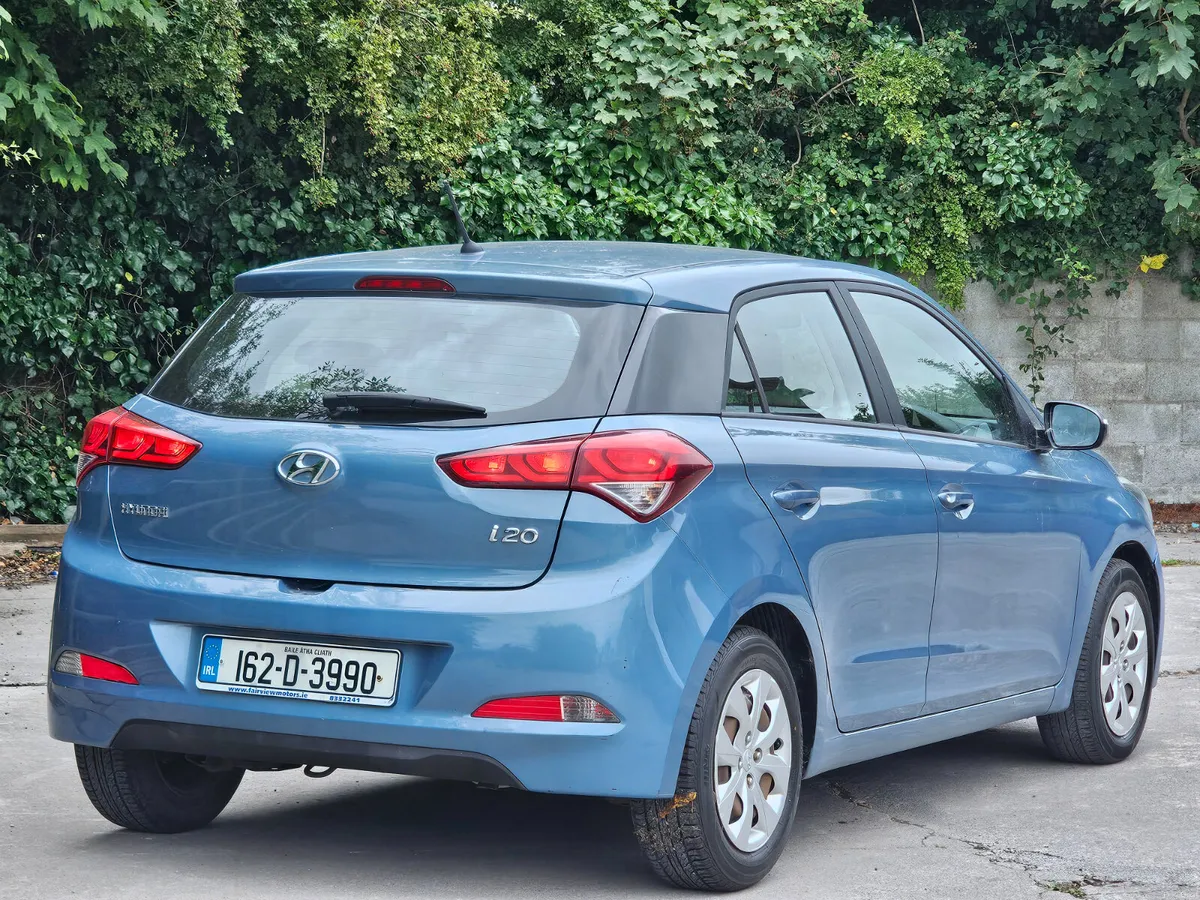 Hyundai i20 2016 petrol ⛽️ low miles €6990 - Image 5