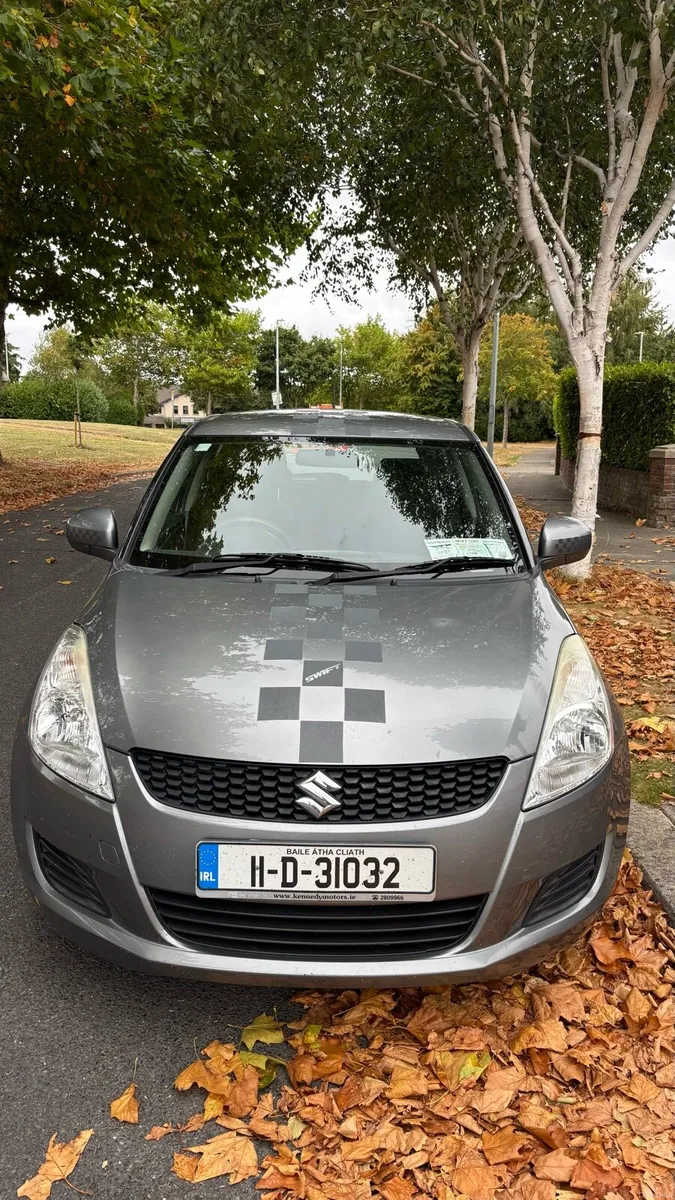 Suzuki Swift 1.2 GLX 5DR 2011 - Image 2