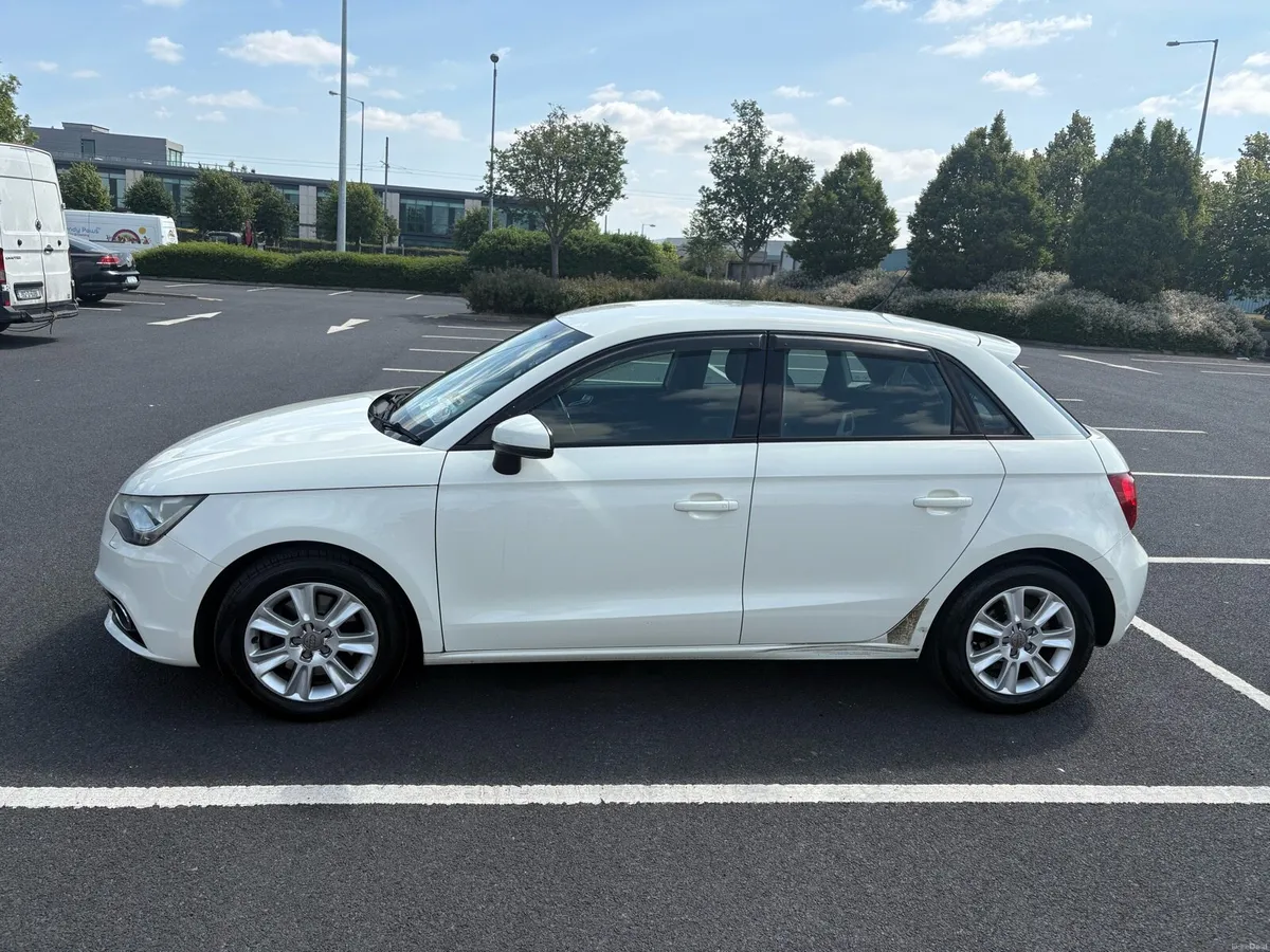 2013 Audi A1 1.4 TFSI Automatic - Image 4