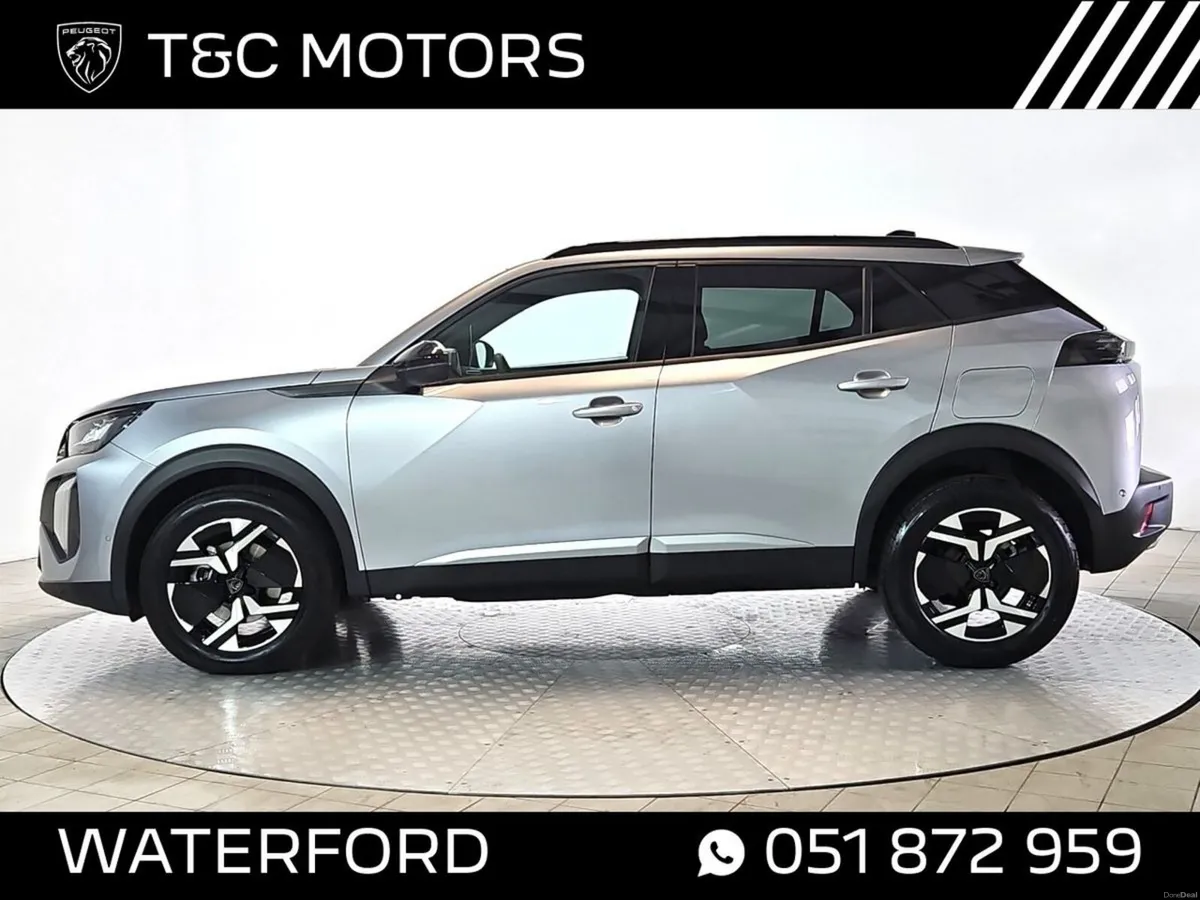Peugeot 2008 *LOW MILEAGE* Allure Hybrid  360 Came - Image 5