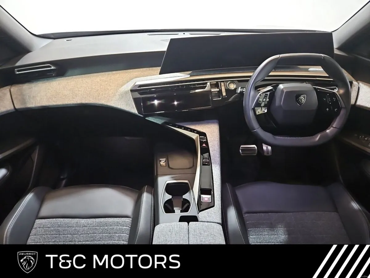 Peugeot 3008 *Low Mileage Hybrid* Allure Model - 3 - Image 2