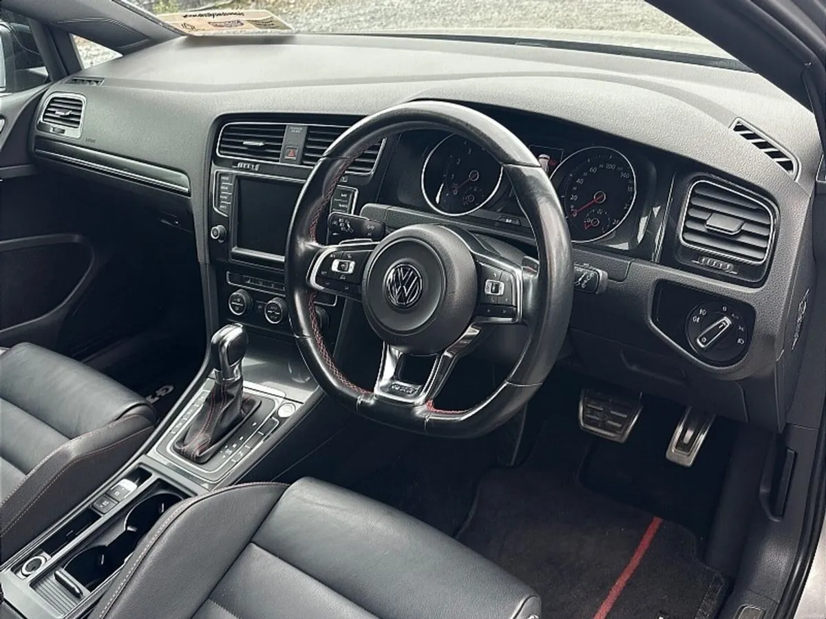 Volkswagen Golf GTI 2.0TFSI DSG 220BHP LEATHER - Image 6