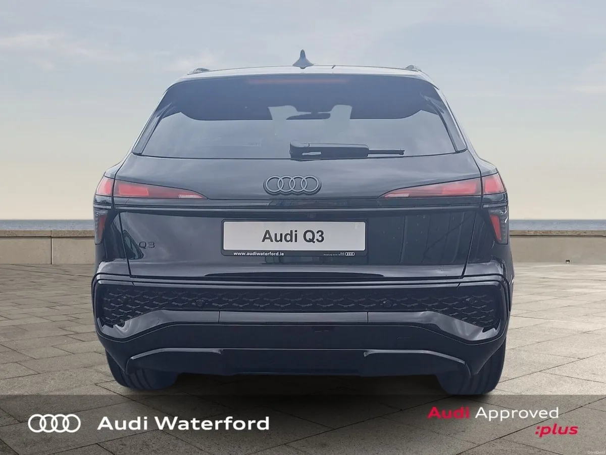 Audi Q3 E-Hybrid S-T S Line *Available for 262 Del - Image 5