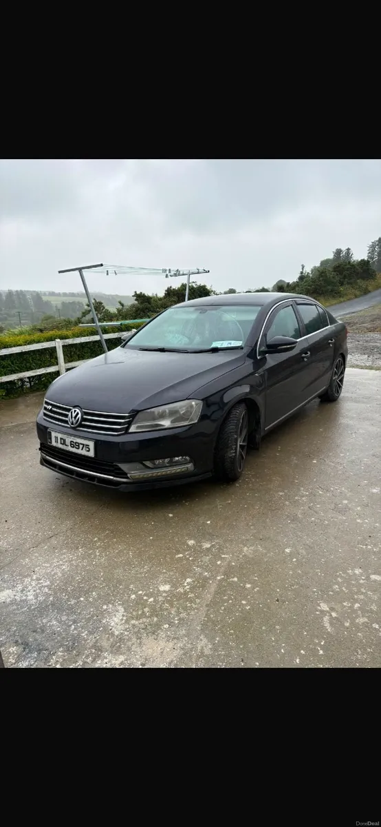 Volkswagen Passat 2011 - Image 1