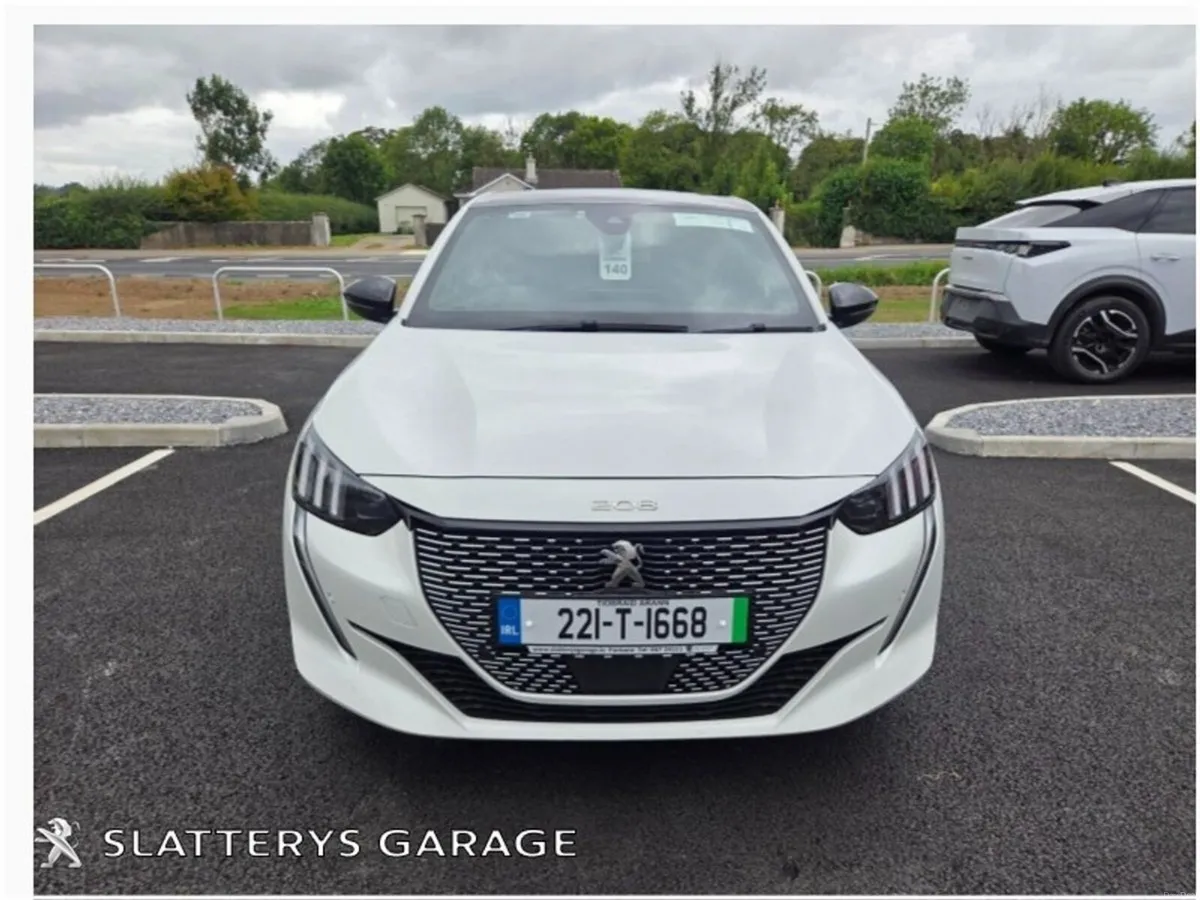 Peugeot 208 Electric 136bhp (50 kWh) GT - Image 2