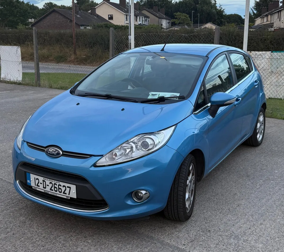 Ford Fiesta 2012 - Image 2
