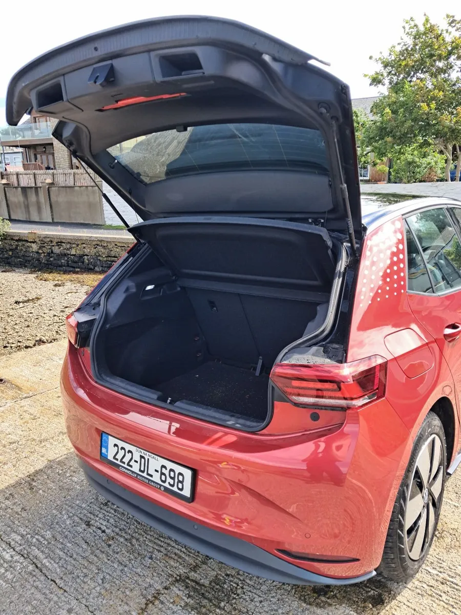Volkswagen ID.3 Life 58 kwh 2022 - Image 6