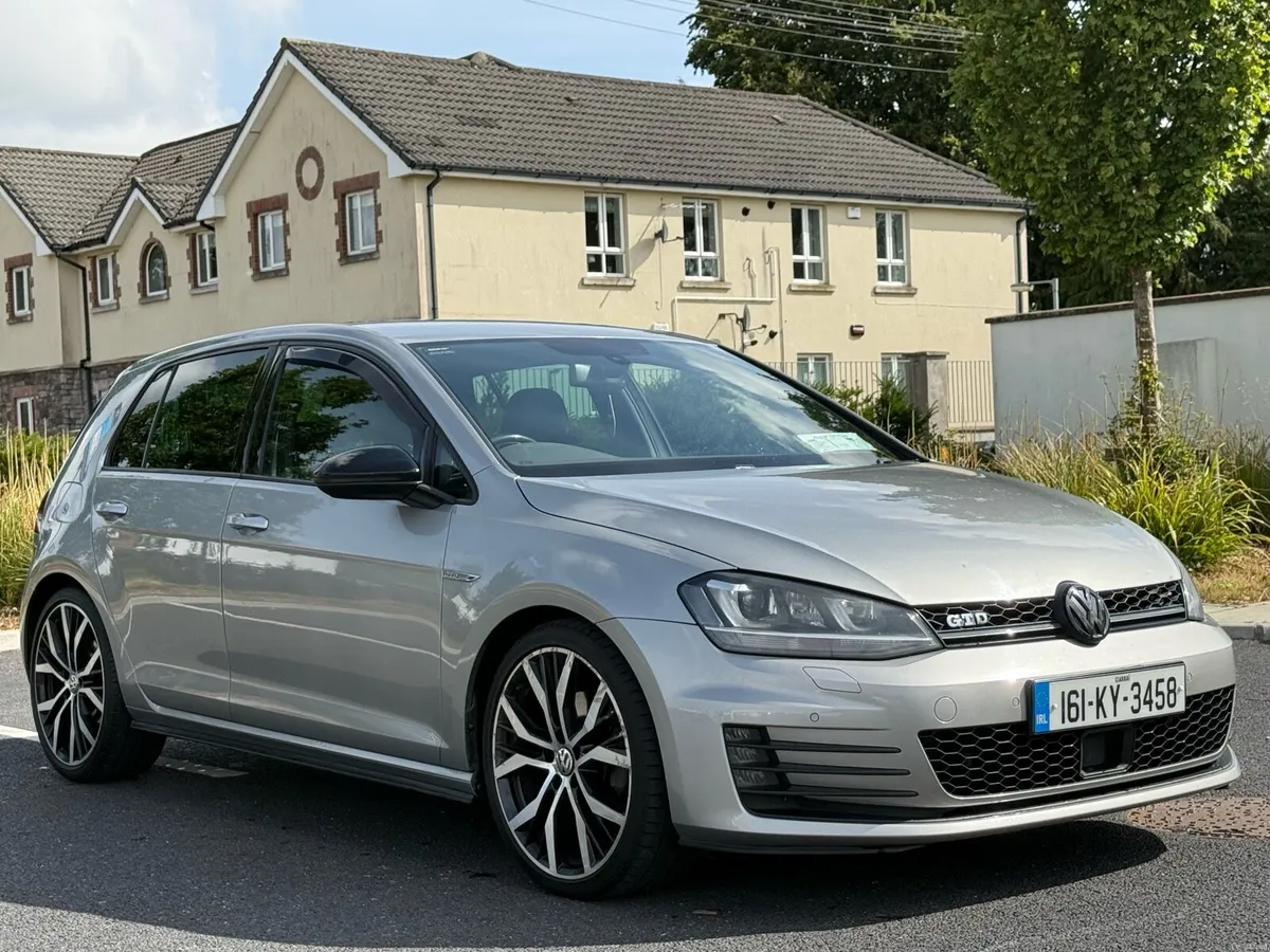 Volkswagen Golf Gtd dsg & leather - Image 3