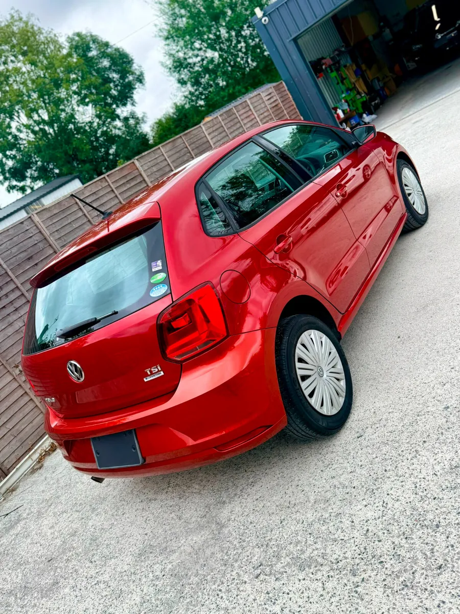 2015 Volkswagen Polo Comfortline (Low Mileage) - Image 6