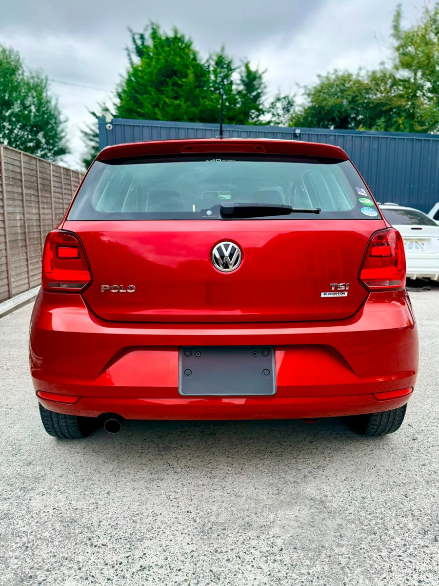2015 Volkswagen Polo Comfortline (Low Mileage) - Image 3